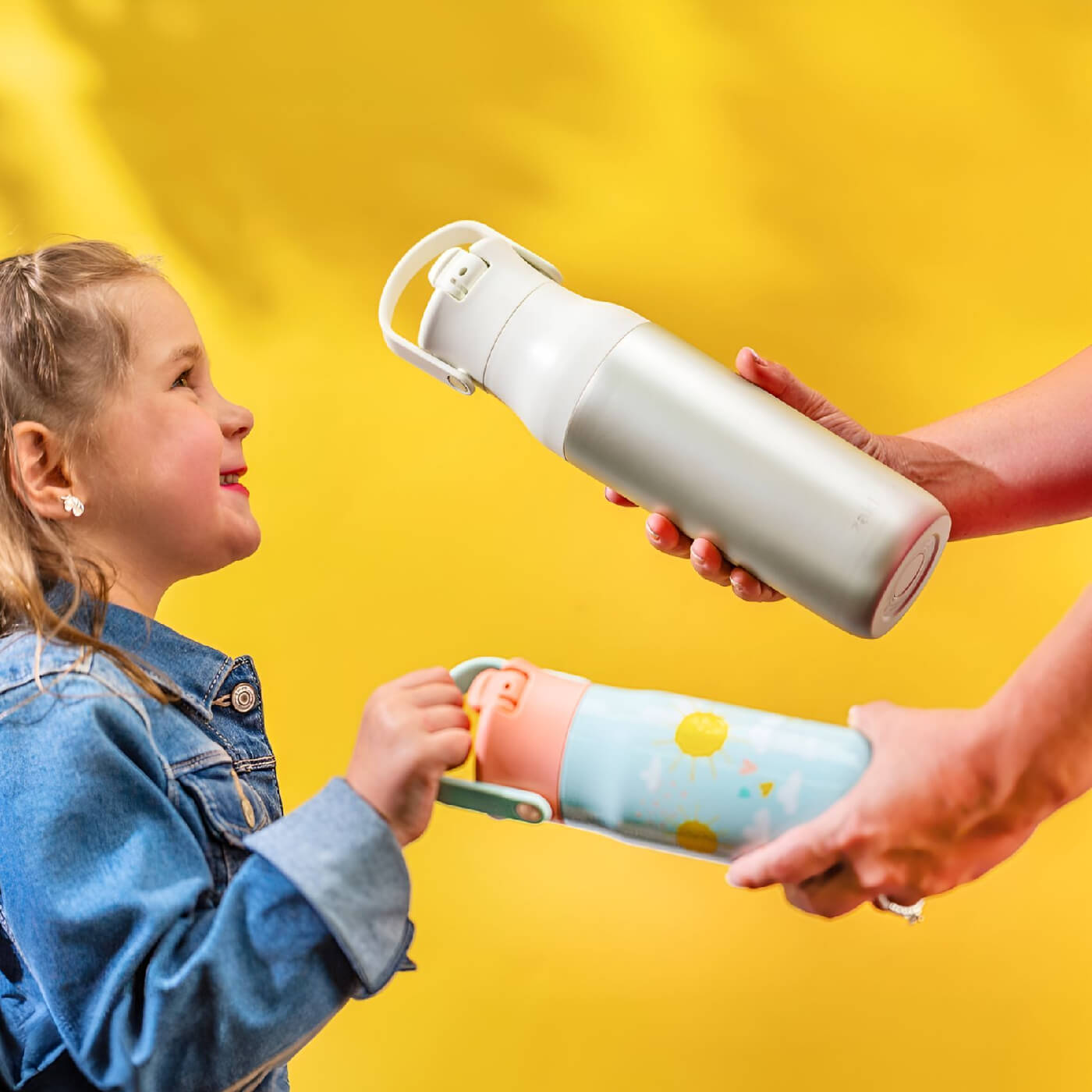 Zak Designs Water Bottles Bring Smiles