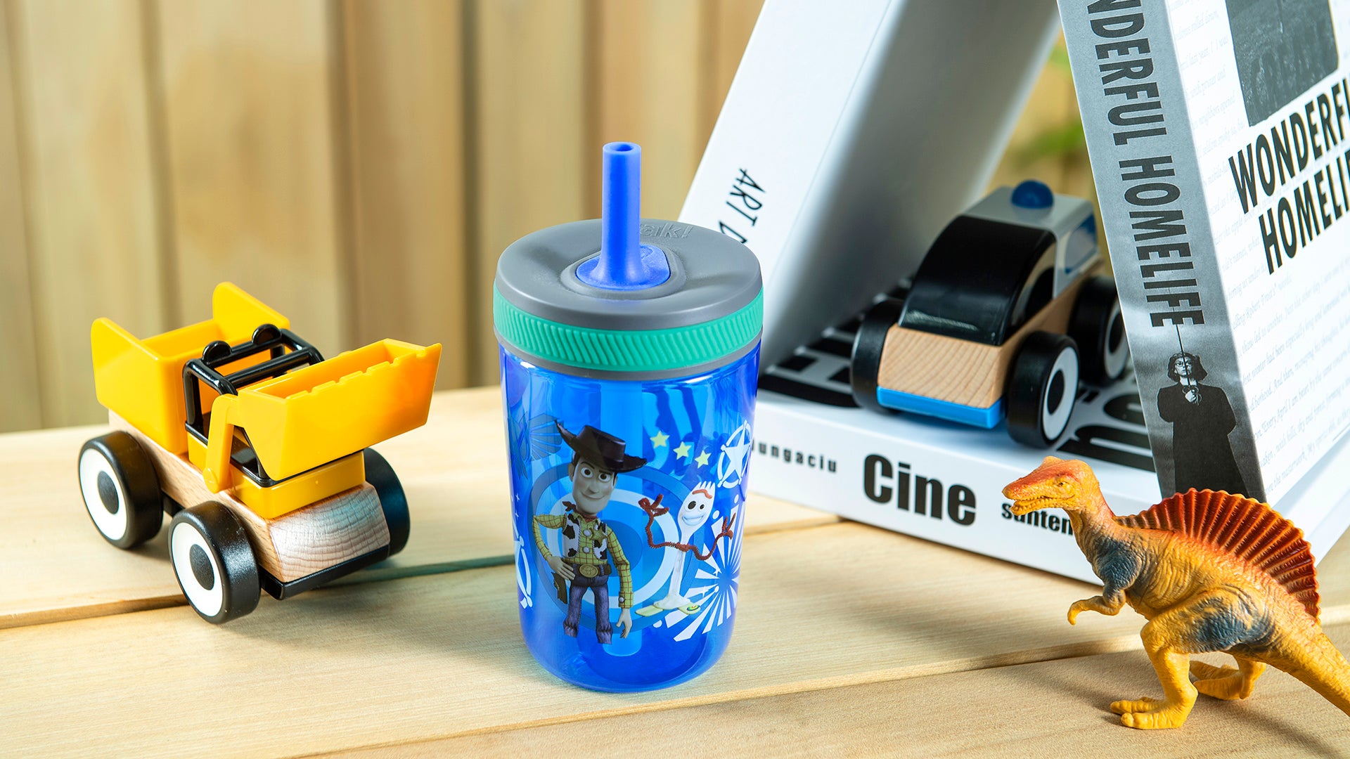 Zak Designs Space Jam: A New Legacy Tune Squad Tumbler with Straw