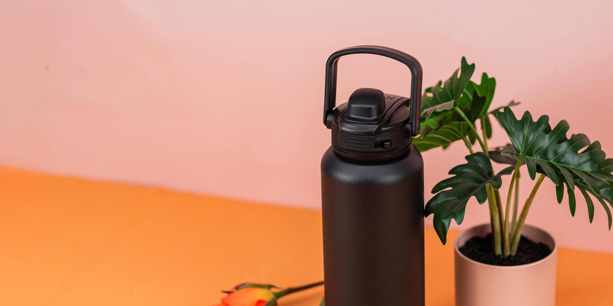 Zak Designs Beacon Water Bottle Keeps Drinks Cold